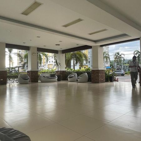 8 Spatial Condominium Davao City Kültér fotó