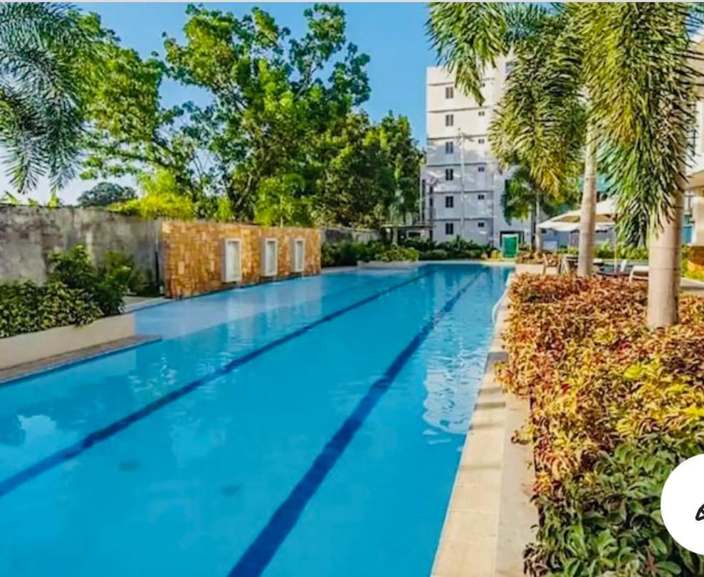 8 Spatial Condominium Davao City Kültér fotó